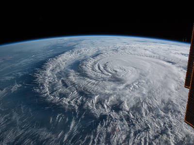 Tropical cyclone as seen from the ISS (https://www.nasa.gov/sites/default/files/styles/image_card_4x3_ratio/public/thumbnails/image/iss056e162821.jpg)